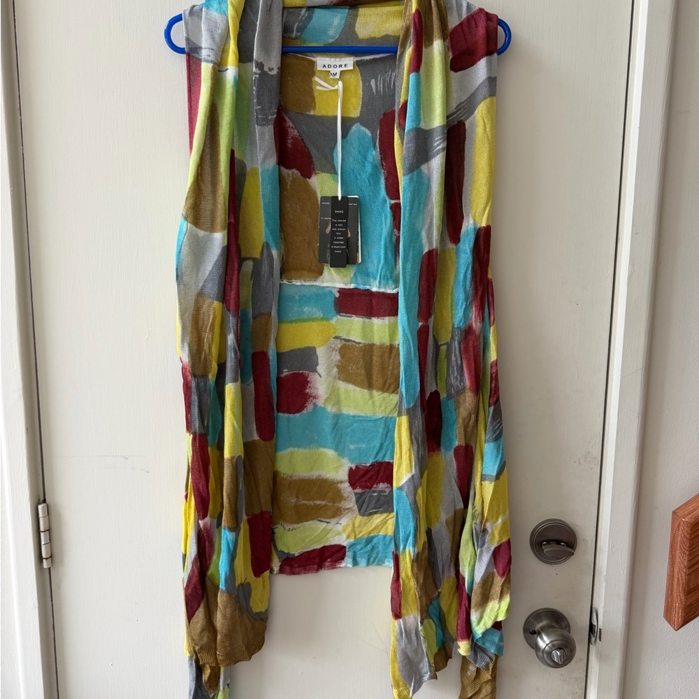 Adore women’s hand painted 3 way viscose vest nwt never worn m medium
